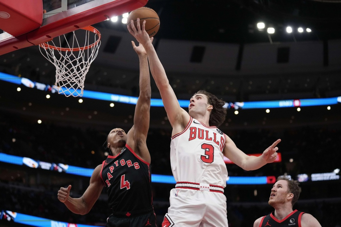 德甲倒计时,芝加哥公牛赛后更衣室发声,细节引发关注,信心回归,赛程密集仍需轮换 德甲倒计时,芝加哥公牛赛后更衣室发声,细节引发关注,信心回归,赛程密集仍需轮换